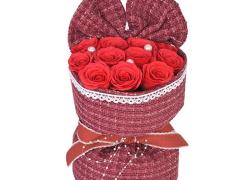 Букет със 11 сапунени рози и перли For You, 22см x17см, Червен