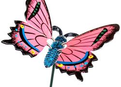 Фигурка на клечка пеперуда