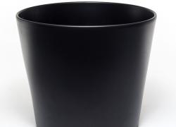 Керамична кашпа в черно