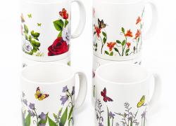 Комплект керамични чаши Цветя и пеперуди