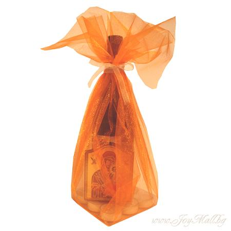 Изчерпани продукти  Подарък свещи, икона и вино в оранж